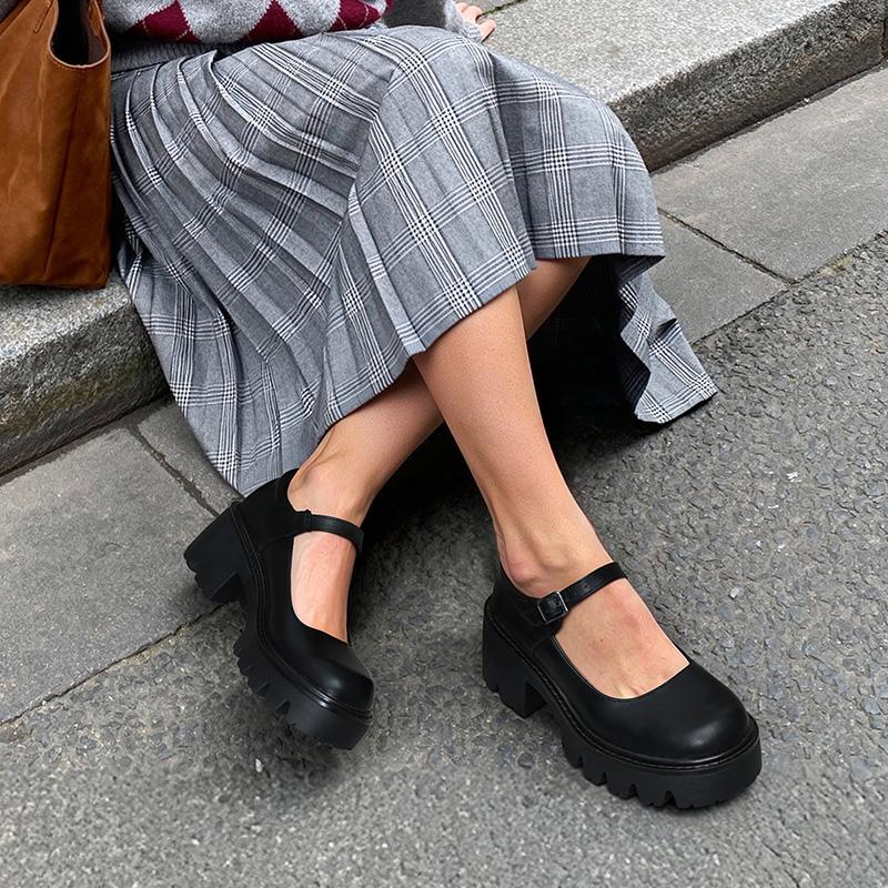 Retro Mary Jane Platform Shoes