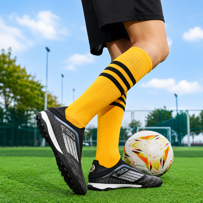 Men's Football Boots TF Indoor Soccer Shoes Lightweight Breathable