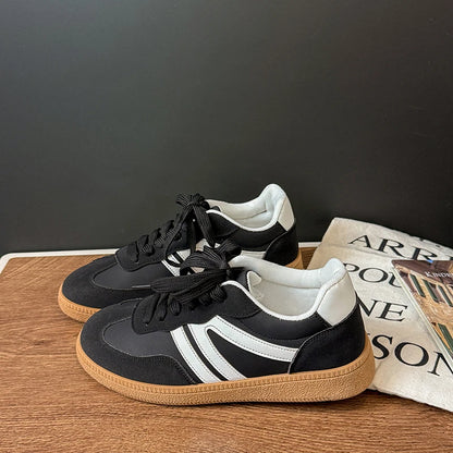 Women's Retro Suede Sneakers – Casual Breathable Shoes