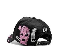 Fashionable baseball caps